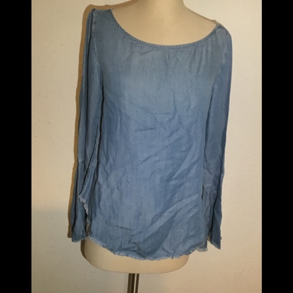 cloth & stone Tops - Cloth & stone raw hem denim blouse size small